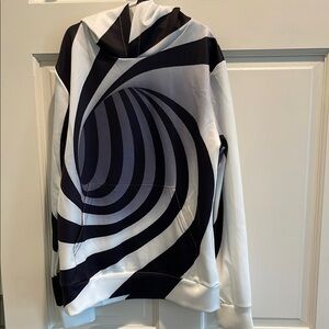 Spiral graphic hooded sweatshirt size S
